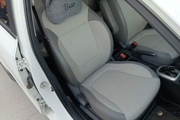 Used Kia Pegas 2019 1.4L Automatic Value Edition National VI Standard Right Front Seat