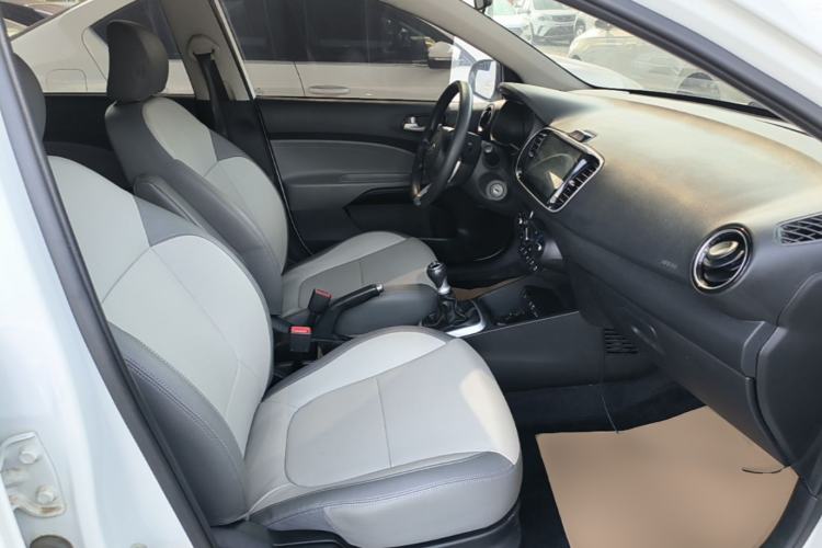 Used Kia Pegas 2019 1.4L Manual Value Edition National VI Standard Right Front Seat