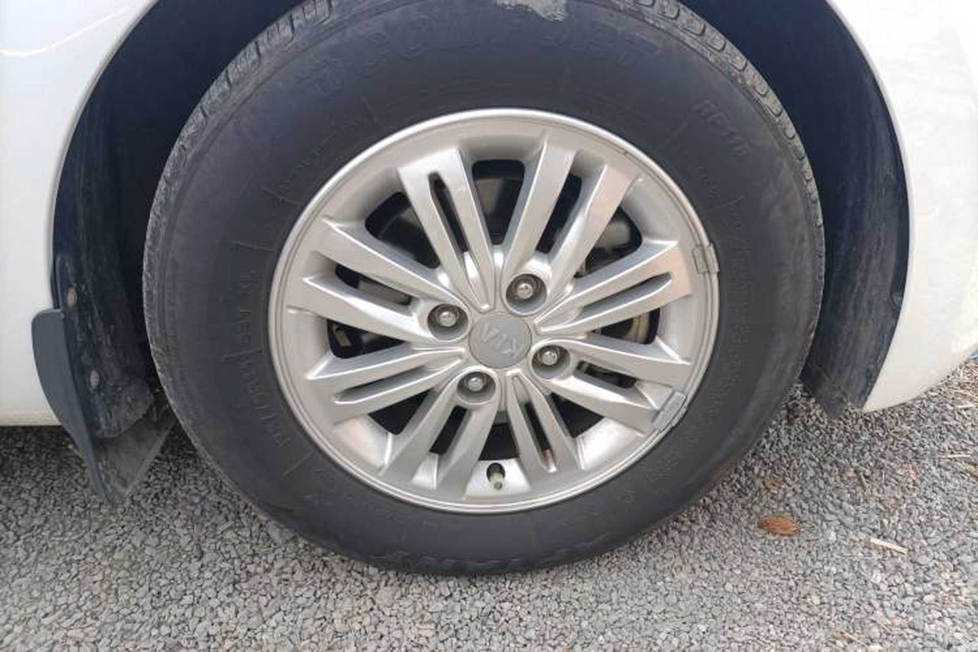 Used Kia Pegas 2019 1.4L Automatic Value Edition National Emission Standard V Right Front Wheel Hub