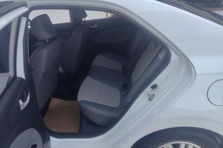 Used Kia Pegas 2019 1.4L Manual Value Edition National VI Standard Right Rear Seat