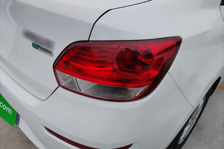 Used Kia Pegas 2019 1.4L Automatic Value Edition National VI Standard Right Rear Taillight