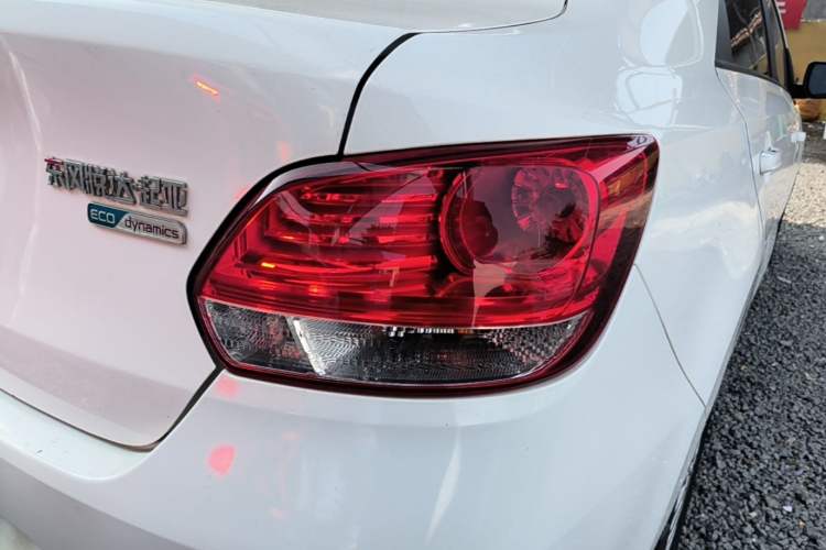 Used Kia Pegas 2019 1.4L Manual Value Edition National VI Standard Right Rear Taillight