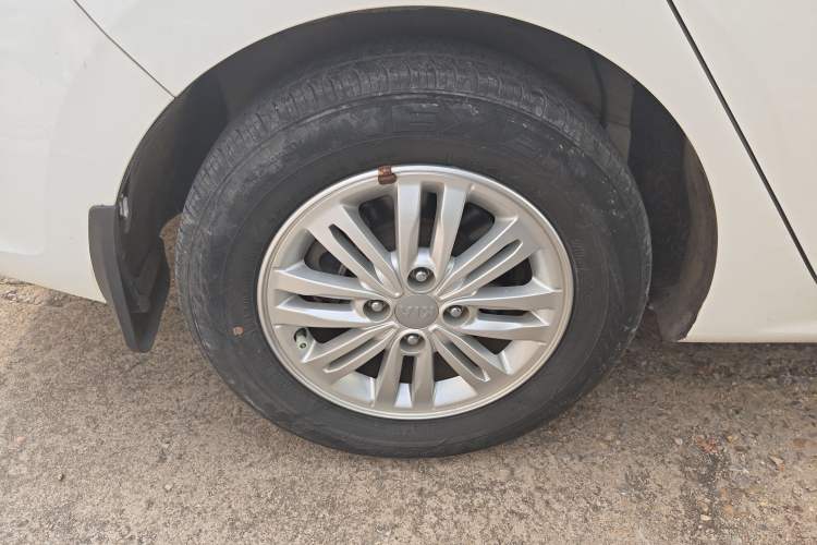 Used Kia Pegas 2019 1.4L Manual Value Edition National VI Standard Right Rear Wheel Hub