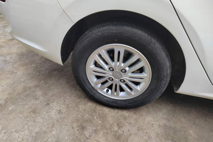 Used Kia Pegas 2019 1.4L Automatic Value Edition National Emission Standard V Right Rear Wheel Hub