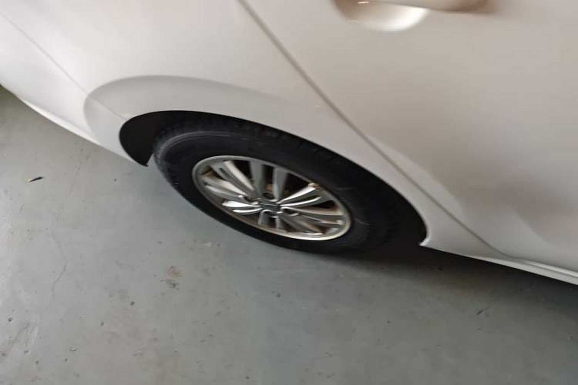 Used Kia Pegas 2019 1.4L Automatic Value Edition National VI Standard Right Rear Wheel Hub