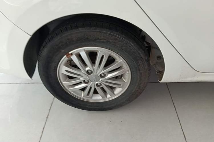 Used Kia Pegas 2019 1.4L Automatic Value Edition National VI Standard Right Rear Wheel Hub