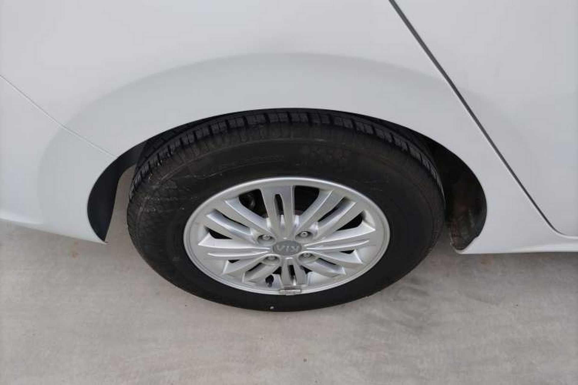 Used Kia Pegas 2019 1.4L Automatic Value Edition National VI Standard Right Rear Wheel Hub
