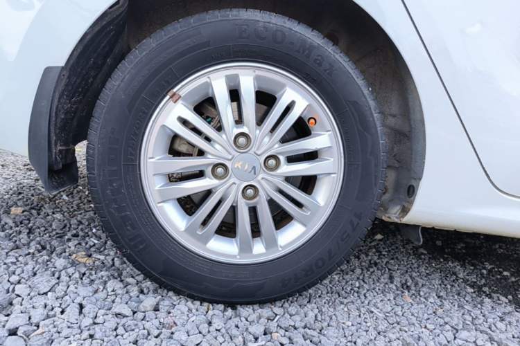 Used Kia Pegas 2019 1.4L Manual Value Edition National VI Standard Right Rear Wheel Hub