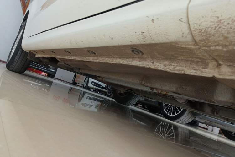 Used Kia Pegas 2019 1.4L Automatic Value Edition National VI Standard Right Side Sill