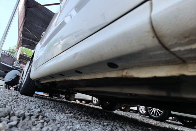 Used Kia Pegas 2019 1.4L Manual Value Edition National VI Standard Right Side Sill
