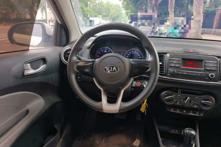 Used Kia Pegas 2019 1.4L Automatic Value Edition National VI Standard Steering Wheel