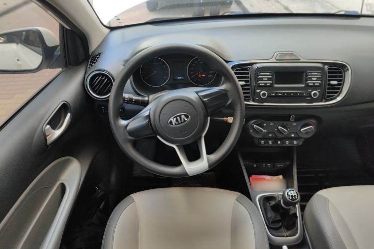 Used Kia Pegas 2019 1.4L Manual Value Edition National VI Standard Steering Wheel
