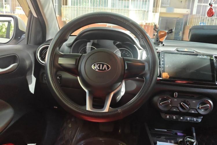 Used Kia Pegas 2019 1.4L Automatic Value Edition National Emission Standard V Steering Wheel