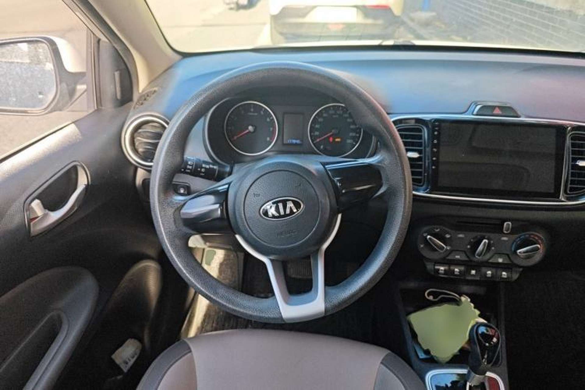 Used Kia Pegas 2019 1.4L Automatic Value Edition National VI Standard Steering Wheel