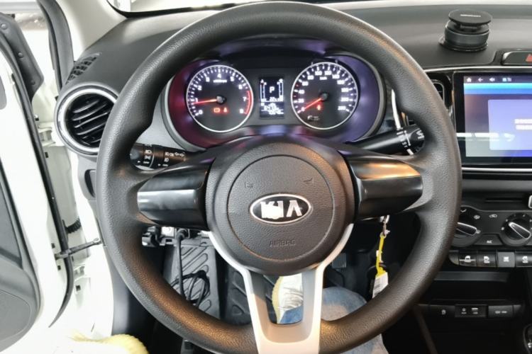 Used Kia Pegas 2019 1.4L Automatic Value Edition National VI Standard Steering Wheel
