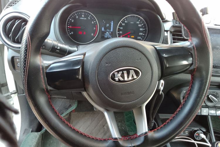 Used Kia Pegas 2019 1.4L Automatic Value Edition National Emission Standard V Steering Wheel