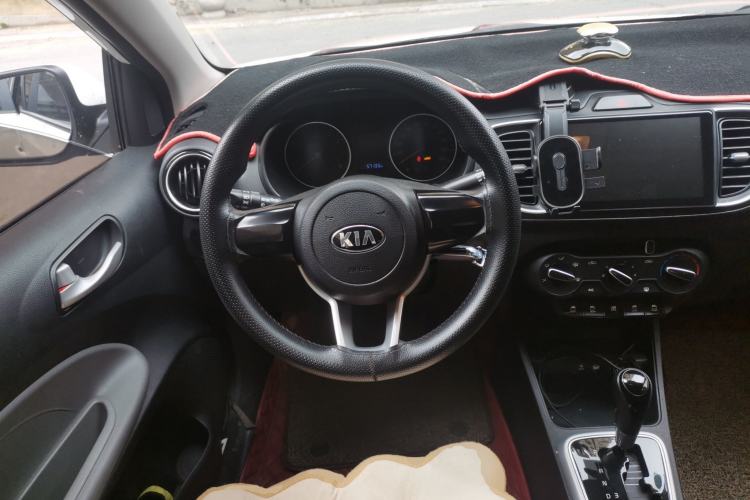Used Kia Pegas 2019 1.4L Automatic Value Edition National VI Standard Steering Wheel