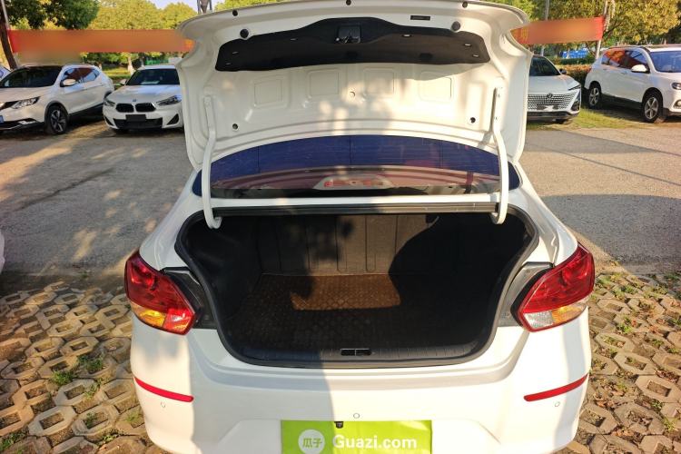 Used Kia Pegas 2019 1.4L Automatic Value Edition National VI Standard Trunk