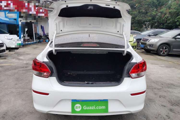 Used Kia Pegas 2019 1.4L Automatic Value Edition National VI Standard Trunk