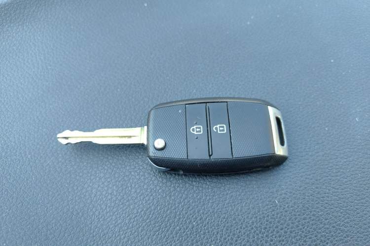 Used Kia Pegas 2019 1.4L Automatic Value Edition National VI Standard Vehicle Key