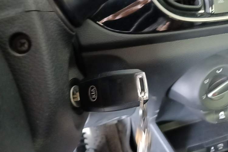 Used Kia Pegas 2019 1.4L Automatic Value Edition National VI Standard Vehicle Key