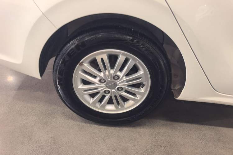 Used Kia Pegas 2020 Revised Version 1.4L Automatic Comfortable with Sunroof Right Rear Wheel Hub