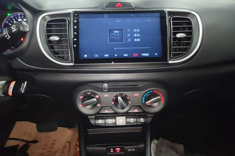 Used Kia Pegas 2020 Revised Version 1.4L Automatic Comfortable with Sunroof Audio And AC Panel