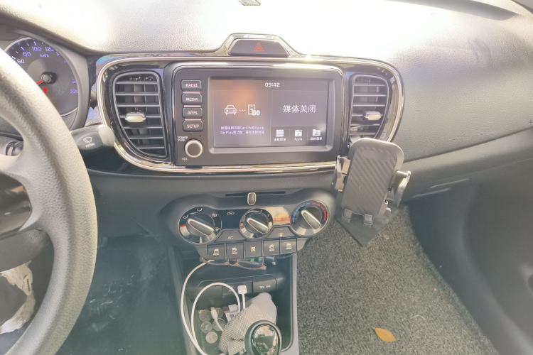 Used Kia Pegas 2020 Revised Version 1.4L Automatic Elite Connect Edition Audio And AC Panel