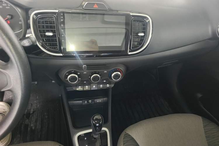 Used Kia Pegas 2020 Revised Version 1.4L Automatic Comfortable with Sunroof Audio And AC Panel