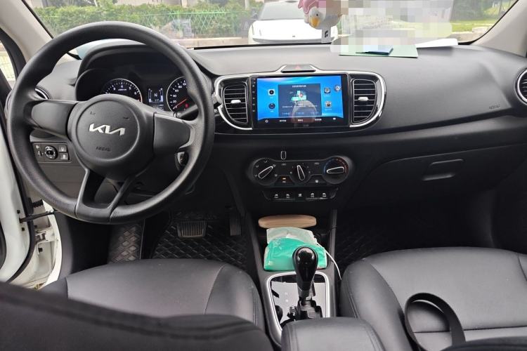 Used Kia Pegas 2020 Revised Version 1.4L Automatic Comfortable with Sunroof Center Console
