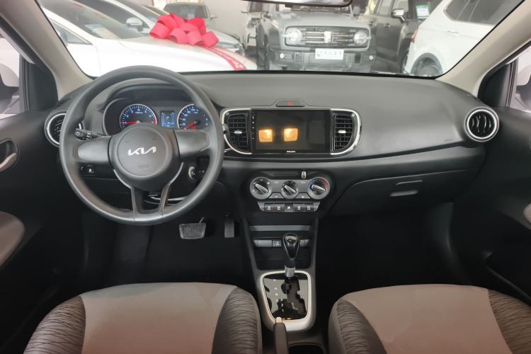 Used Kia Pegas 2020 Revised Version 1.4L Automatic Comfortable with Sunroof Center Console