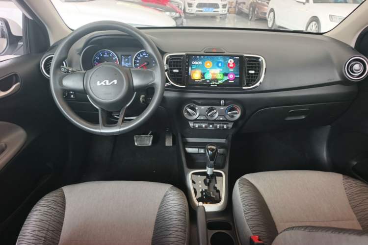 Used Kia Pegas 2020 Revised Version 1.4L Automatic Comfortable with Sunroof Center Console