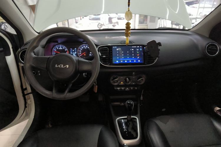 Used Kia Pegas 2020 Revised Version 1.4L Automatic Comfortable with Sunroof Center Console