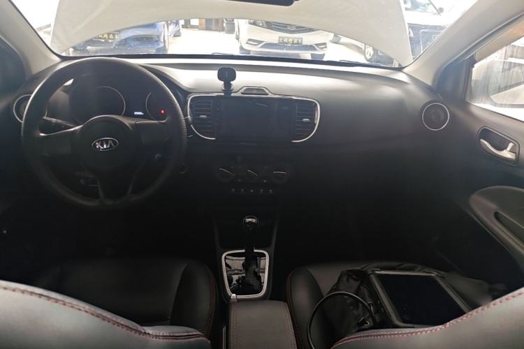 Used Kia Pegas 2020 Revised Version 1.4L Automatic Comfortable with Sunroof Center Console