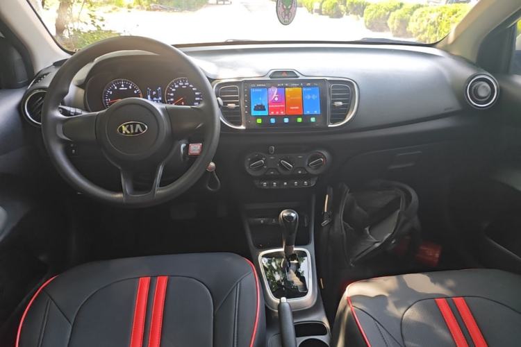 Used Kia Pegas 2020 1.4L Automatic Comfort Version with Sunroof Center Console