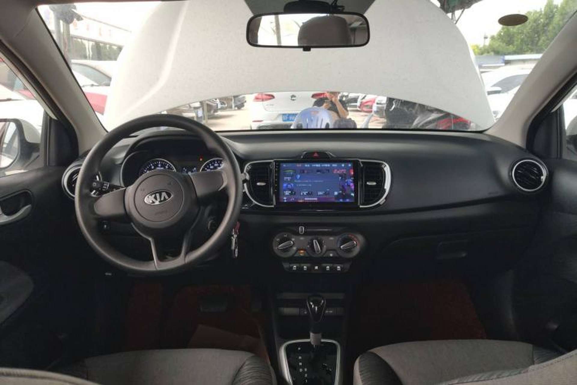 Used Kia Pegas 2020 Revised Version 1.4L Automatic Comfortable with Sunroof Center Console