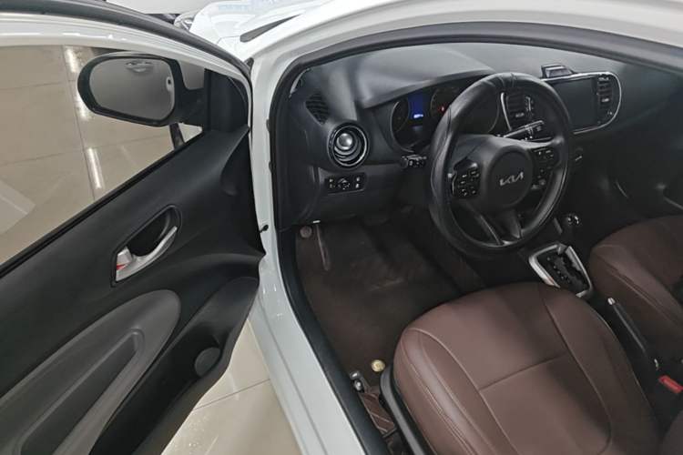 Used Kia Pegas 2020 Revised Version 1.4L Automatic Elite Connect Edition Driver Seat