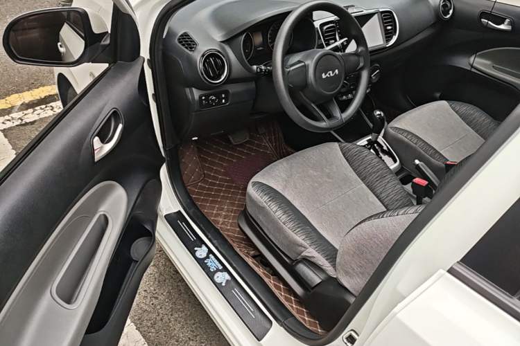 Used Kia Pegas 2020 Revised Version 1.4L Automatic Comfortable with Sunroof Driver Seat