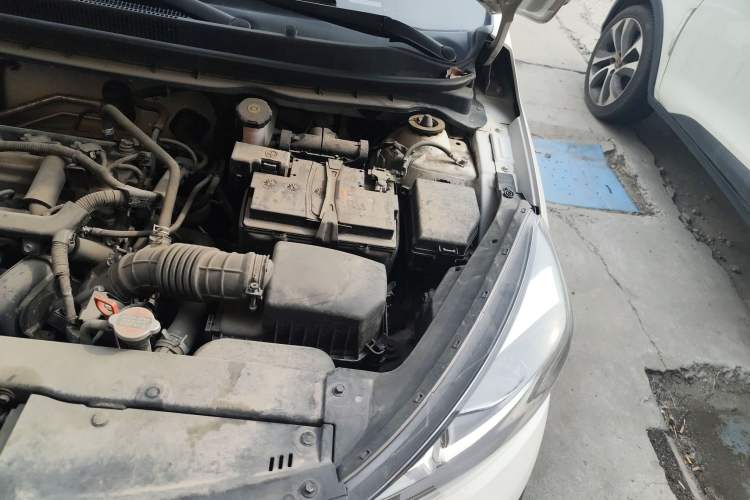 Used Kia Pegas 2020 1.4L Automatic Comfort Version with Sunroof Engine Bay Left