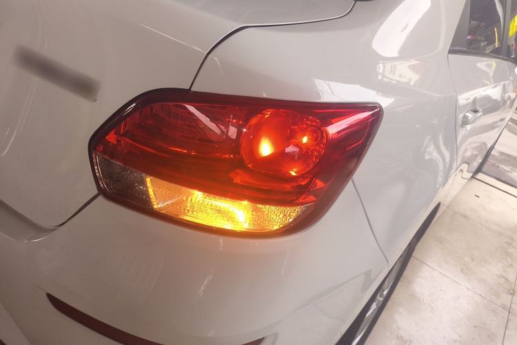 Used Kia Pegas 2020 Revised Version 1.4L Automatic Comfortable with Sunroof Exterior 3