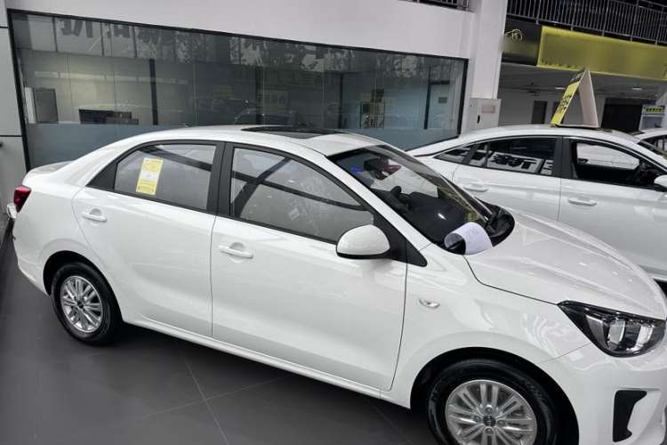 Used Kia Pegas 2020 Revised Version 1.4L Automatic Comfortable with Sunroof Exterior 3