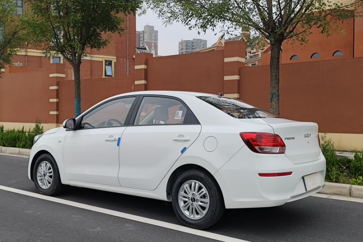 Used Kia Pegas 2020 Revised Version 1.4L Automatic Comfortable with Sunroof Exterior 5