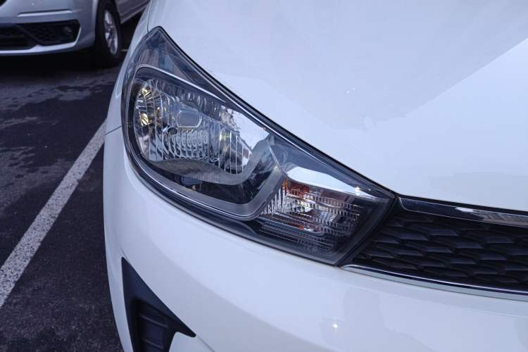 Used Kia Pegas 2020 Revised Version 1.4L Automatic Comfortable with Sunroof Exterior 6