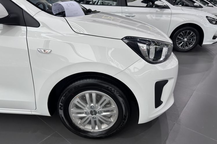 Used Kia Pegas 2020 Revised Version 1.4L Automatic Comfortable with Sunroof Exterior 6