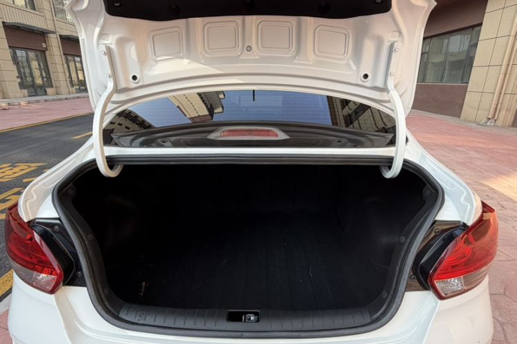 Used Kia Pegas 2020 1.4L Automatic Comfort Version with Sunroof Exterior 9