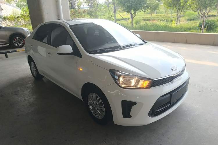 Used Kia Pegas 2020 Revised Version 1.4L Automatic Comfortable with Sunroof Front Right 45 Deg