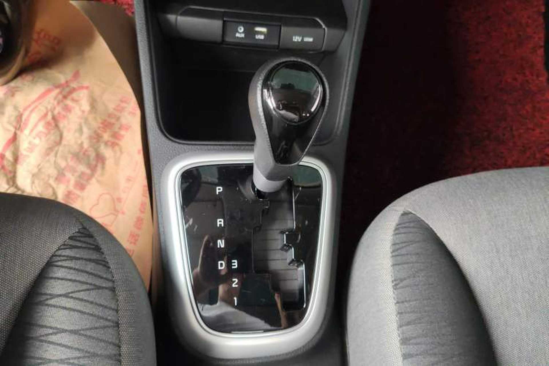 Used Kia Pegas 2020 Revised Version 1.4L Automatic Comfortable with Sunroof Gear Lever
