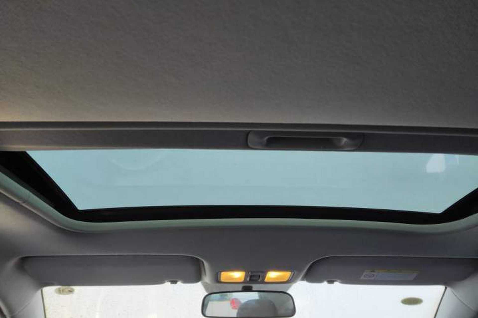 Used Kia Pegas 2020 Revised Version 1.4L Automatic Comfortable with Sunroof Headliner