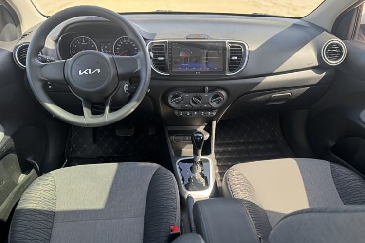 Used Kia Pegas 2020 1.4L Automatic Elite Connect Edition Interior 1