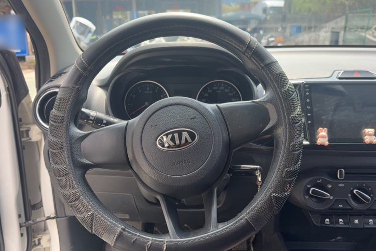Used Kia Pegas 2020 Revised Version 1.4L Automatic Comfortable with Sunroof Interior 1